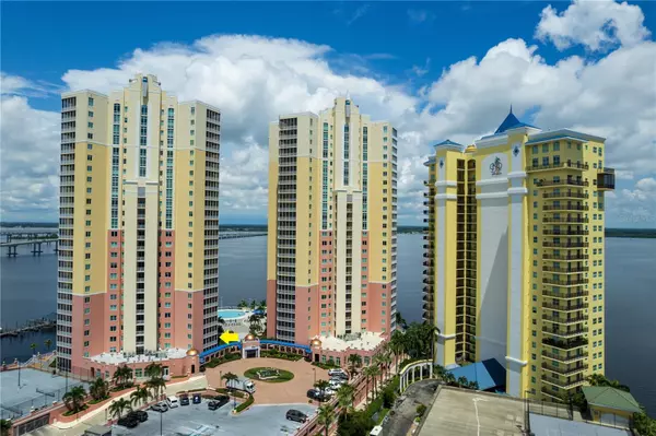 Fort Myers, FL 33916,2743 1ST ST #406