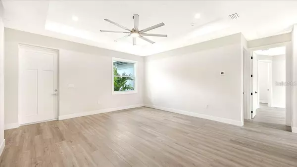 Port Charlotte, FL 33953,286 KRIEGER ST