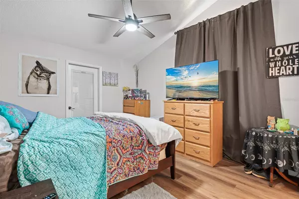 Bradenton, FL 34205,3721 43RD AVE W