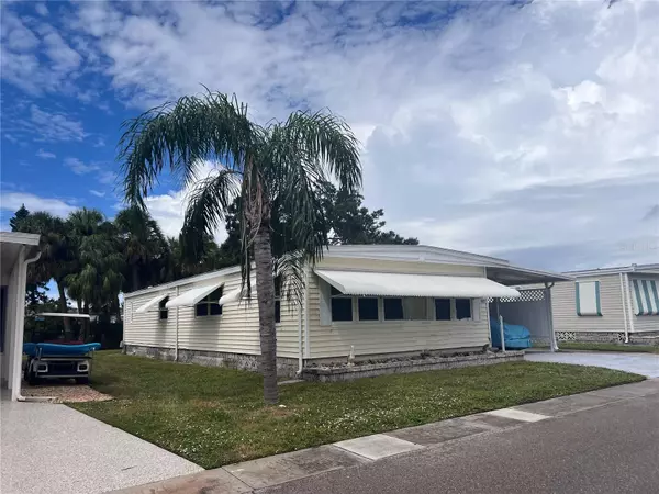 Palmetto, FL 34221,5619 BAYSHORE RD #157