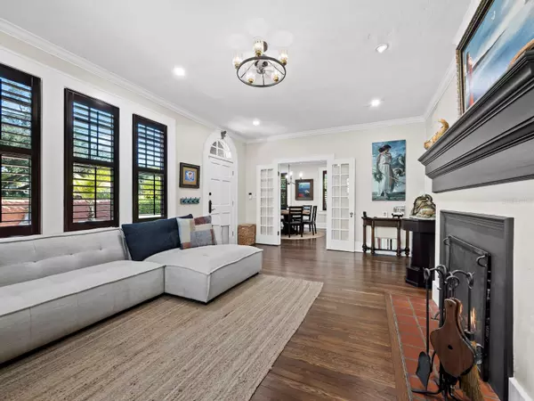 Sarasota, FL 34236,1022 S OSPREY AVE