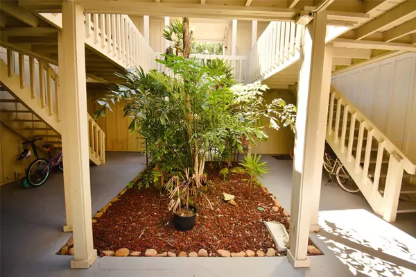 Sarasota, FL 34239,2204 BAHIA VISTA ST #D7