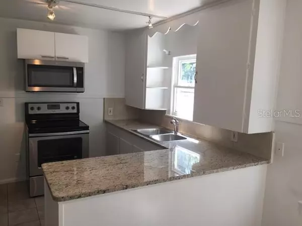 Sarasota, FL 34234,1704 COCOANUT AVE