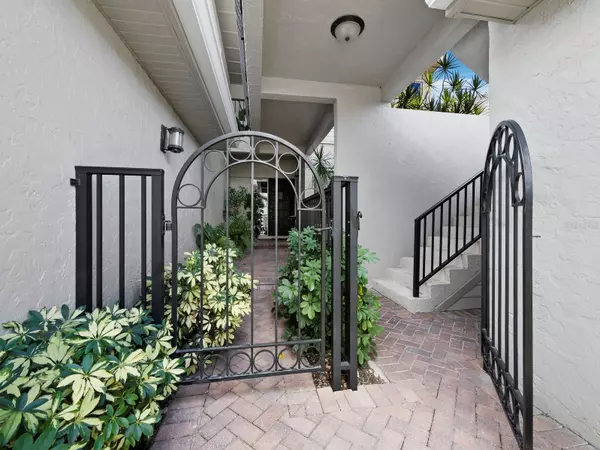 Longboat Key, FL 34228,2155 HARBOURSIDE DR #804
