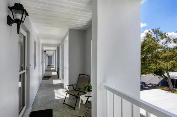 Venice, FL 34293,404 CERROMAR CIR N #308
