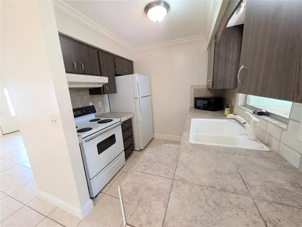 Sarasota, FL 34231,2238 MICHELE DR
