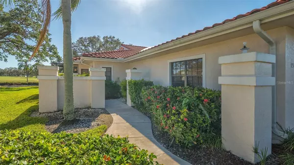 7320 GOLF POINTE CIR, Sarasota, FL 34243