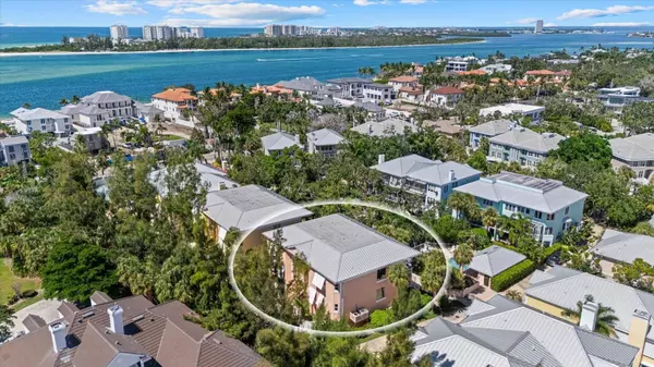3942 HAMILTON CLUB CIR #13, Sarasota, FL 34242