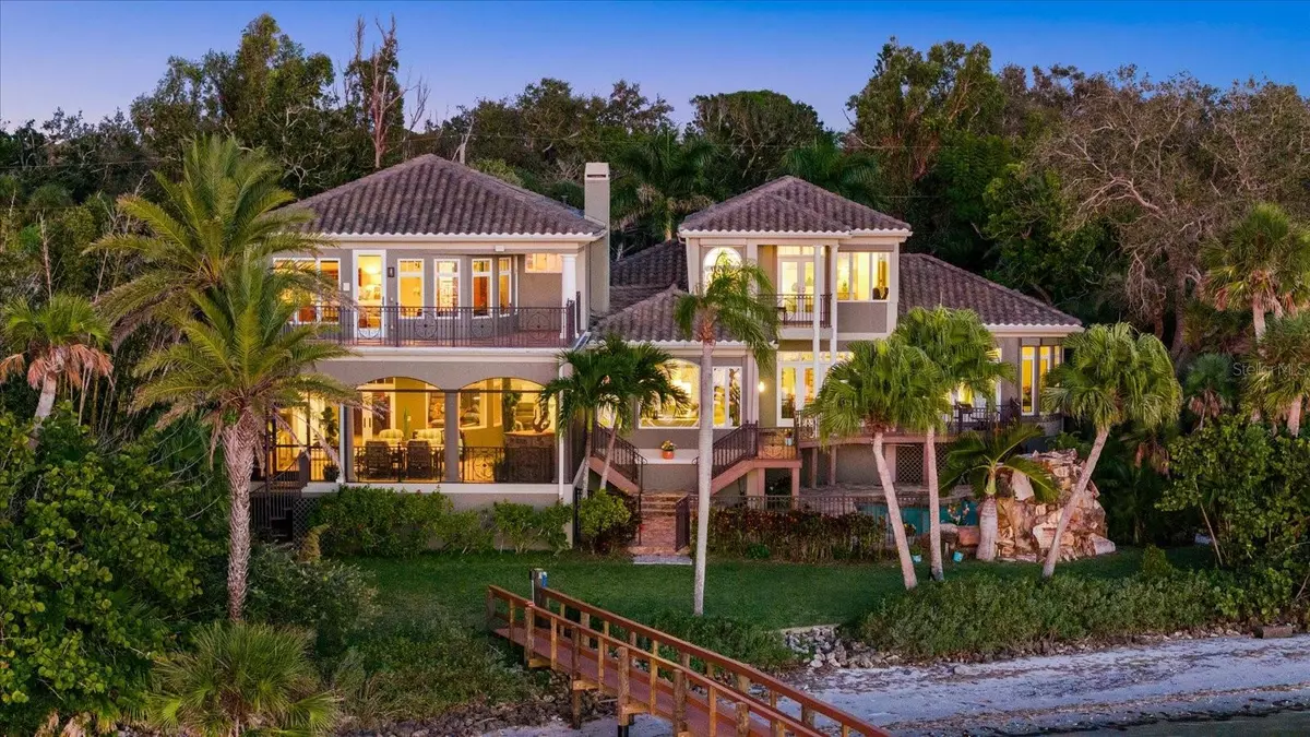 Nokomis, FL 34275,2115 LYCHEE LN