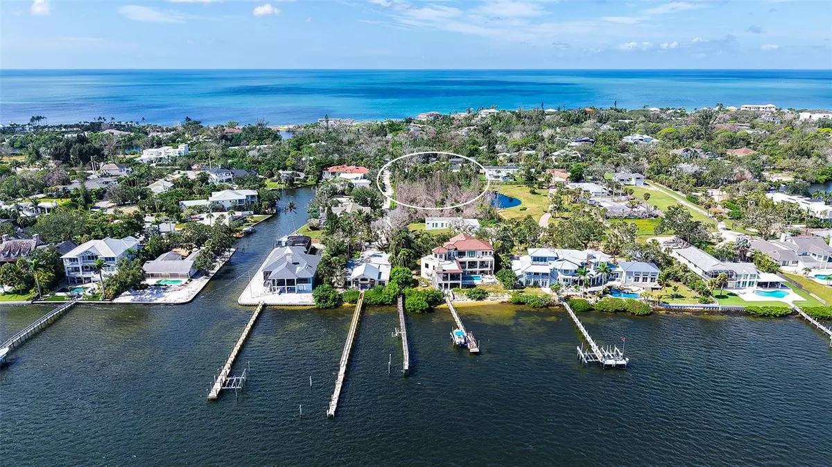 Sarasota, FL 34242,7401 MIDNIGHT PASS RD #A