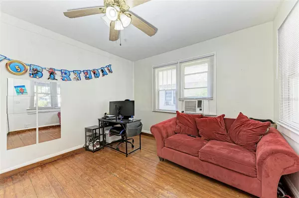 Sarasota, FL 34236,432 ADELIA AVE