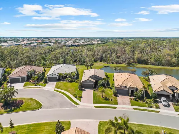 Bradenton, FL 34202,6912 GOSPORT CV