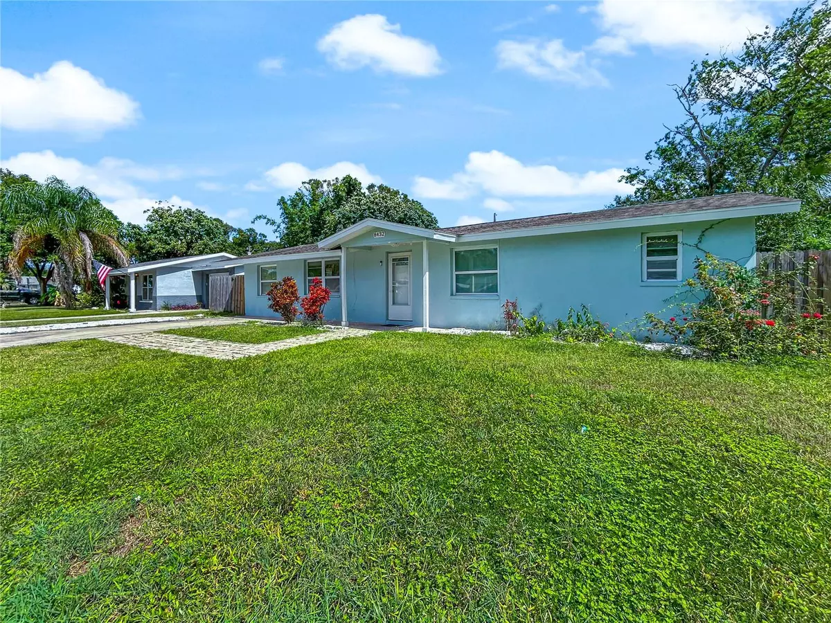 Seminole, FL 33777,8432 LANTANA DR