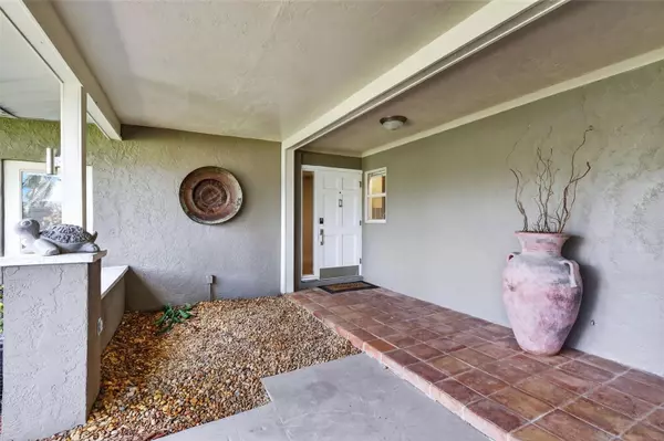 Sarasota, FL 34231,1884 SOUTHPOINTE DR