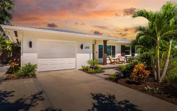 2609 HIBISCUS ST, Sarasota, FL 34239