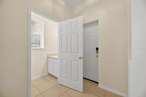 Lakewood Ranch, FL 34202,6418 ROSEFINCH CT #103