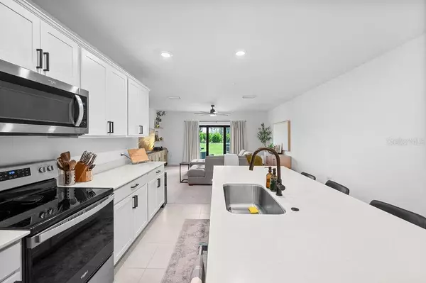 Sarasota, FL 34240,1840 VANORA LN