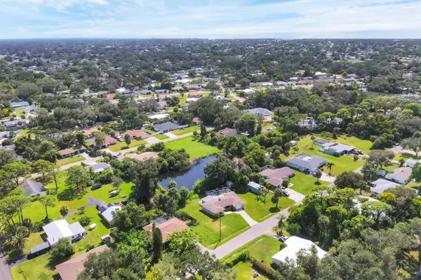 Venice, FL 34293,201 DRAGON RD