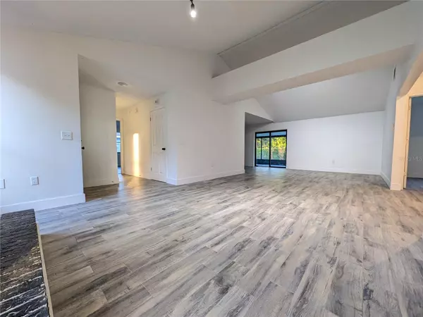 Kissimmee, FL 34758,646 MILAN DR