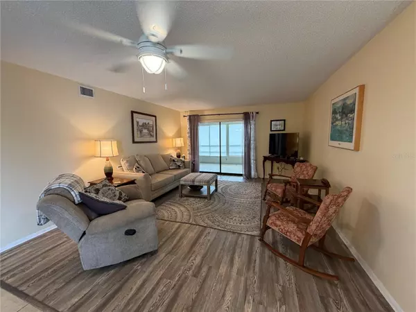 Bradenton, FL 34210,5400 34TH ST W #H7