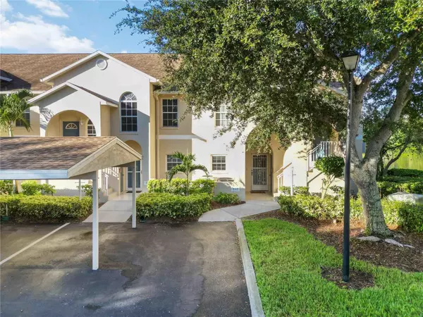 8350 WINGATE DR #917, Sarasota, FL 34238