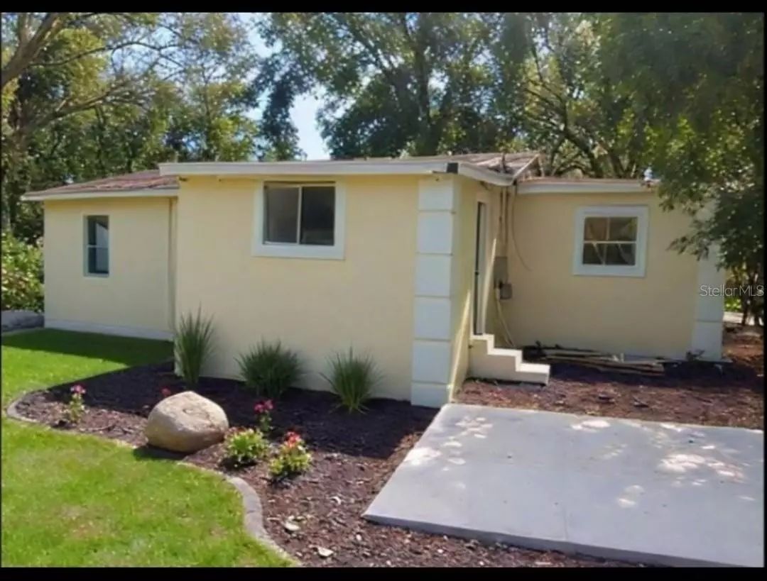 Sorrento, FL 32776,31647 MOUNT PLYMOUTH LOOP