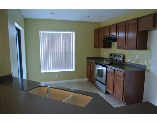 Brandon, FL 33511,2517 OLEANDER LAKES DR
