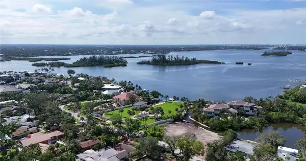 546 FREELING DR, Sarasota, FL 34242