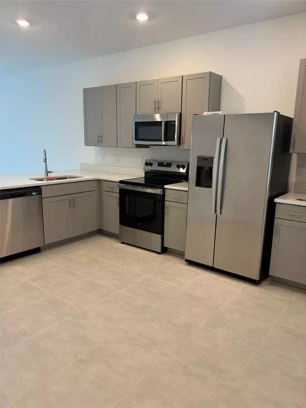Sarasota, FL 34241,8629 DAYBREAK ST