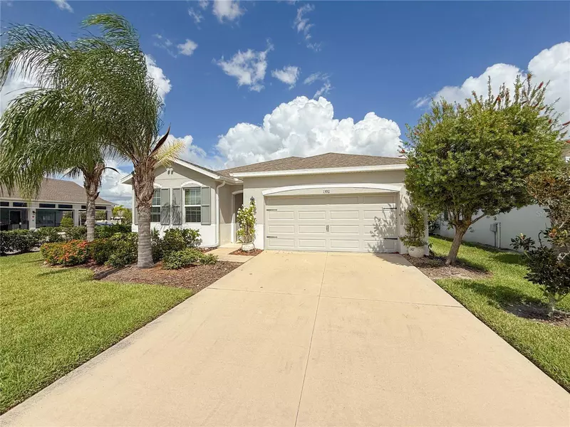 13911 MOUNT LAUREL TRL, Bradenton, FL 34211