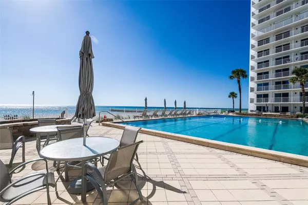 Longboat Key, FL 34228,2301 GULF OF MEXICO DR #54N