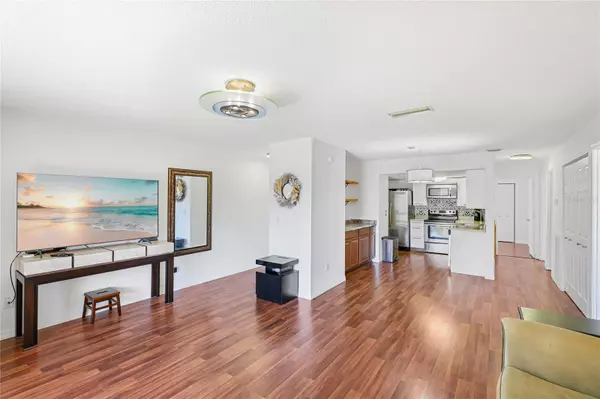 Sarasota, FL 34231,3467 CLARK RD #265