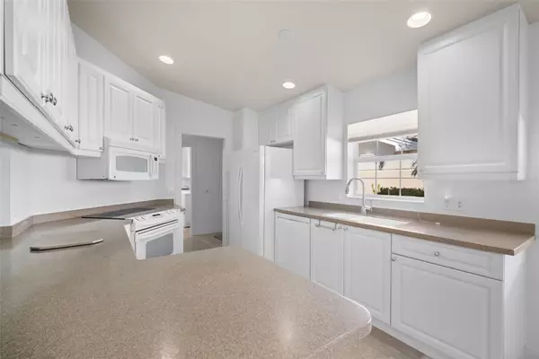 Sarasota, FL 34238,11624 GARESSIO LN