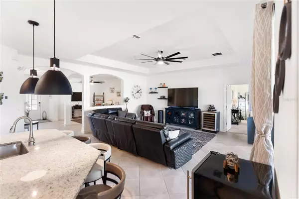 Bradenton, FL 34211,4889 SEAFOAM TRL