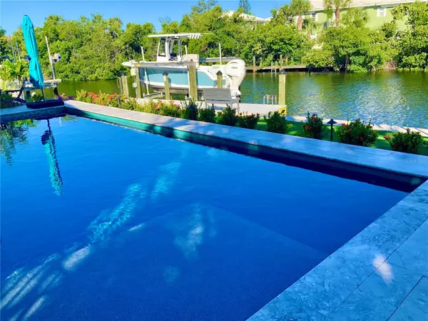 Sarasota, FL 34242,262 ISLAND CIR