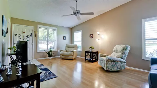 Bradenton, FL 34209,2911 74TH ST W #2276