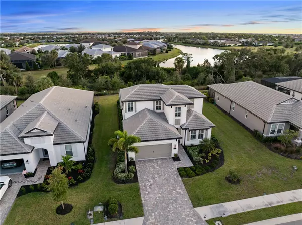 Bradenton, FL 34211,16804 SAVORY MIST CIR