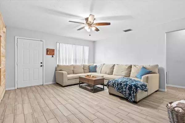 Palmetto, FL 34221,5004 3RD AVE W