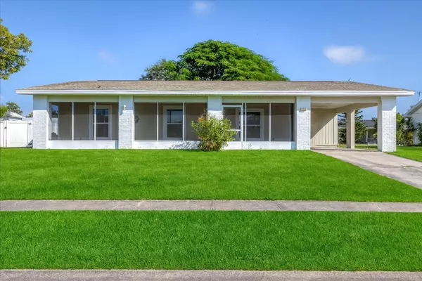 13530 NEWPORT AVE, Port Charlotte, FL 33981