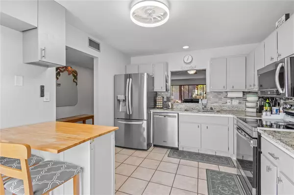 Bradenton, FL 34210,134 PINEHURST DR #134