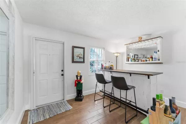 Cape Coral, FL 33904,1005 SE 40TH ST #5