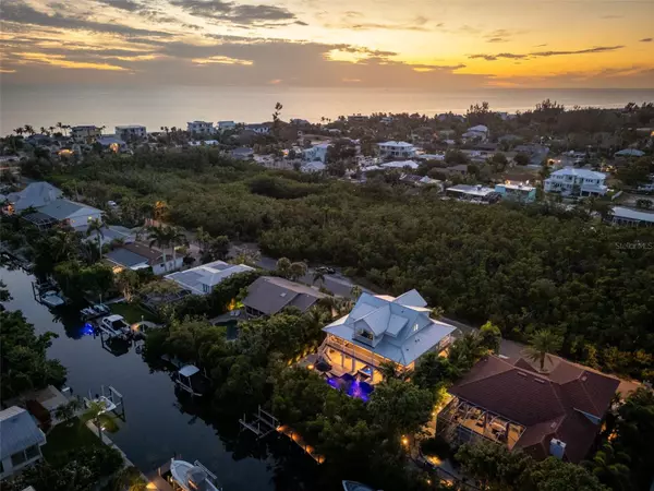 Longboat Key, FL 34228,598 LYONS LN