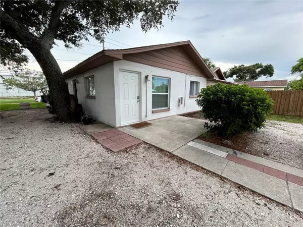 Palmetto, FL 34221,530 5TH AVE W #C