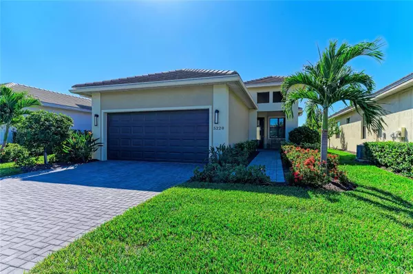 5220 BARNETT CIR, Bradenton, FL 34211