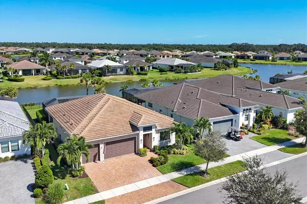 9008 BERNINI PL, Sarasota, FL 34240