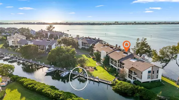 Cortez, FL 34215,3840 MARINERS WAY #525