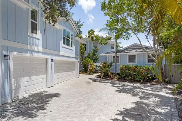 Sarasota, FL 34242,5244 WINDING WAY