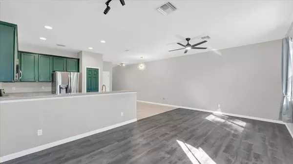 Gibsonton, FL 33534,13138 SONOMA BEND PL