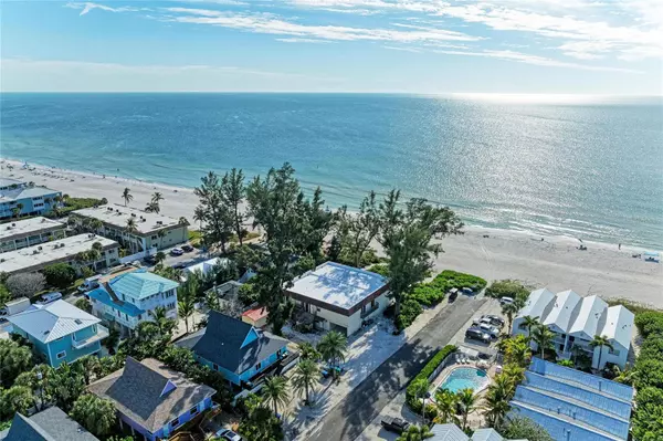 Holmes Beach, FL 34217,101 73RD ST #3