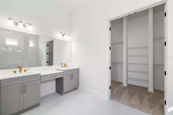 Sarasota, FL 34240,4517 MONDRIAN CT